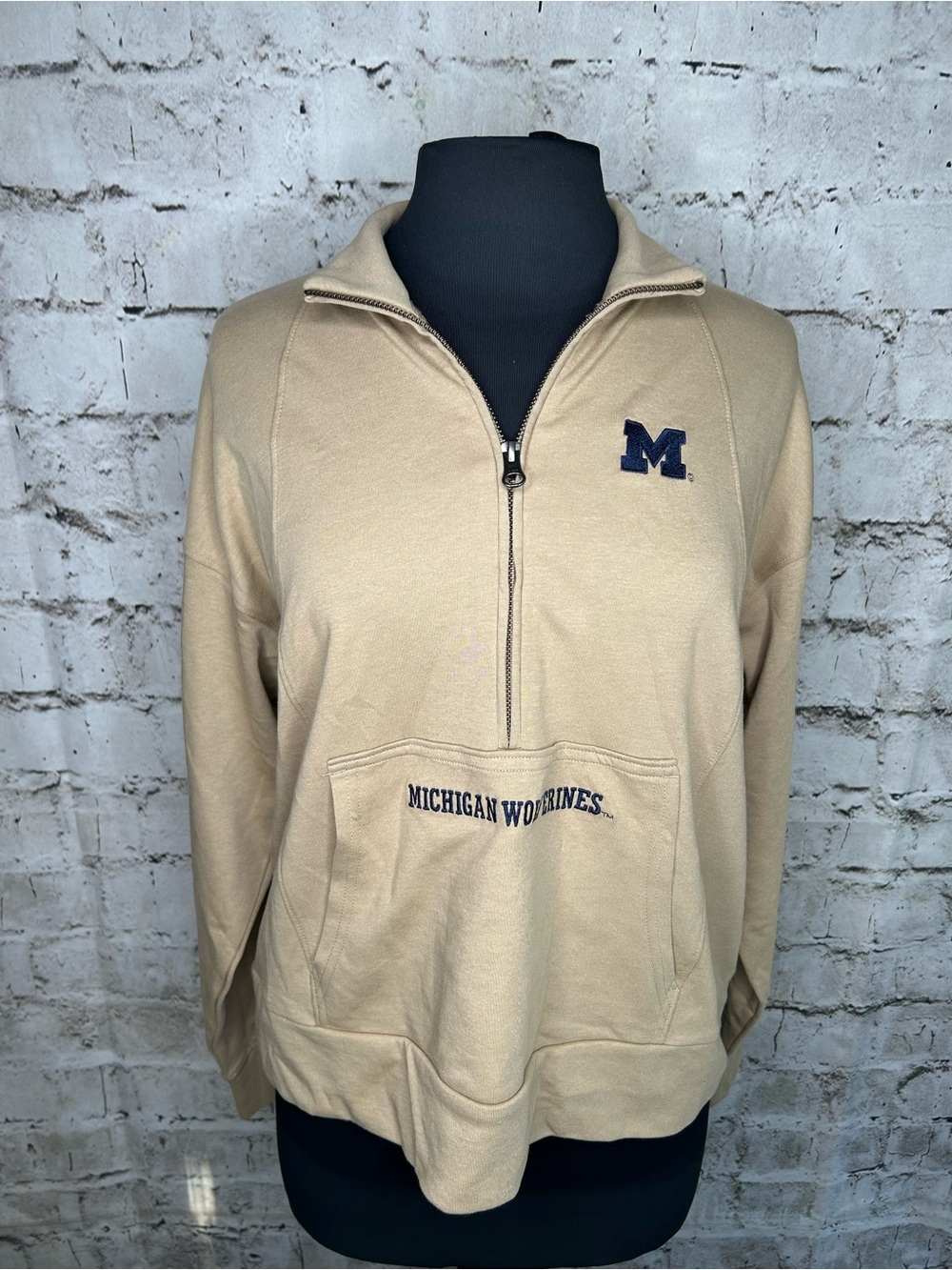 New! NCAA Michigan Wolverines Women’s Off White/Tan 3/4 Zip Sweatshirt